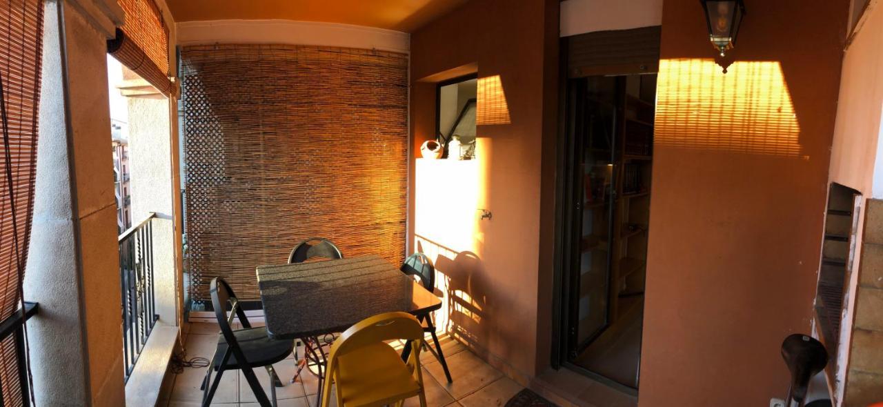 Ferienwohnung Loft Acogedor Con Terraza Y Parking En El Centro Huesca Exterior foto