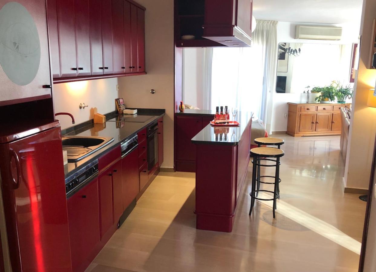 Ferienwohnung Loft Acogedor Con Terraza Y Parking En El Centro Huesca Exterior foto